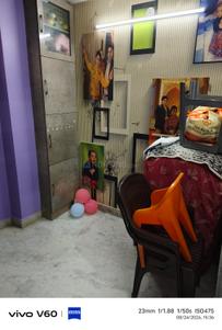 Bedroom Image of 891 Sq.ft 3 BHK Builder Floor for sale in Krishna Nagar New Delhi for Rs. 8000000