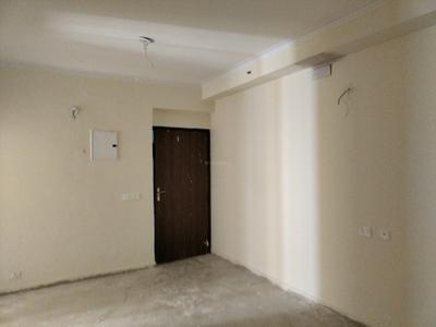 Living Room Image of 1100 Sq.ft 2.5 BHK Apartment / Flat for sale in Amrapali Verona Heights, Noida Extension Greater Noida for Rs. 8124100