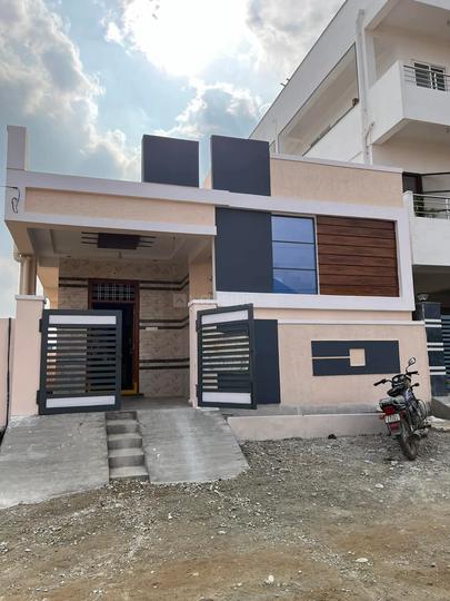 Uptown Park Main Image 1