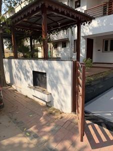 Image of 3000 Sq.ft 3 BHK Villa for rent in Savaliya Madhuvan Bungalows, Shilaj, Ahmedabad for Rs. 50000