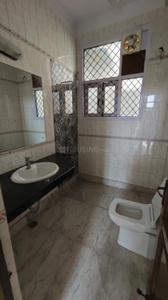 Bathroom Image of 3600 Sq.ft 3 BHK Builder Floor for rent in Gulmohar Park New Delhi for Rs. 180000