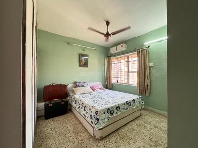 Bedroom Image of 855 Sq.ft 2 BHK Apartment / Flat for sale in Versova Sea Green Apartment, Andheri West Mumbai for Rs. 34000000