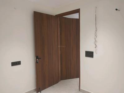 Bedroom Image of 700 Sq.ft 2 BHK Builder Floor for sale in Mayur Vihar Phase 1 New Delhi for Rs. 7800000