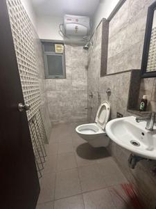 Bathroom Image of 720 Sq.ft 1.5 BHK Apartment / Flat for rent in Amanora Future Towers, Hadapsar Pune for Rs. 32000