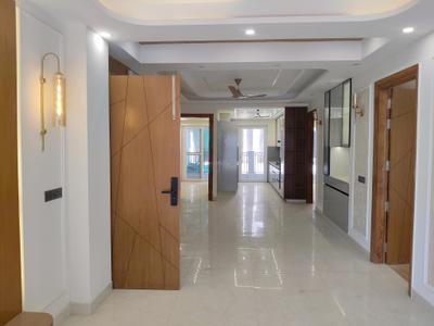 Living Room Image of 3650 Sq.ft 4 BHK Builder Floor for rent in The Falcon, Sector 52A Gurgaon for Rs. 105000