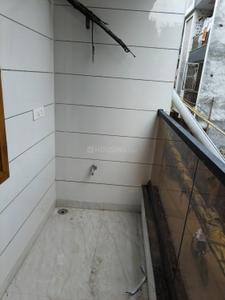 Balcony Image of 950 Sq.ft 3 BHK Builder Floor for sale in Subhash Vihar New Delhi for Rs. 6500000