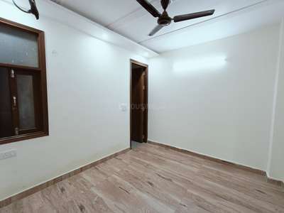 Bedroom Image of 500 Sq.ft 1 BHK Builder Floor for rent in Preet Vihar New Delhi for Rs. 13000