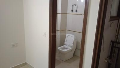 Image of 800 Sq.ft 2 BHK Apartment / Flat for rent in Chhattarpur, New Delhi for Rs. 28000