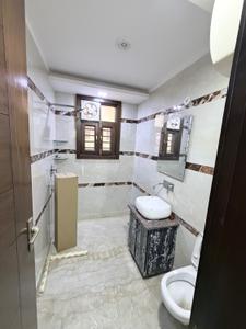 Bathroom Image of 2250 Sq.ft 3 BHK Builder Floor for sale in Sector 46 Gurgaon for Rs. 34000000