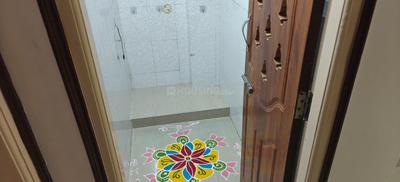 Bathroom Image of 1700 Sq.ft 3 BHK Apartment / Flat for rent in Kothapet Hyderabad for Rs. 25000