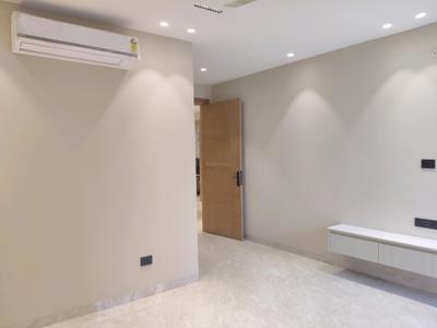 Bedroom Image of 3079 Sq.ft 3 BHK Builder Floor for rent in DLF Phase 4 Gurgaon for Rs. 110000