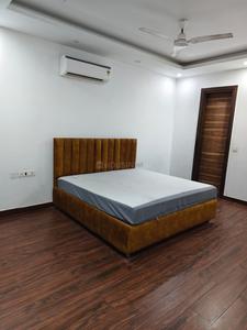 Bedroom Image of 2700 Sq.ft 3 BHK Builder Floor for rent in Gulmohar Garden, Sector 44 Noida for Rs. 100000