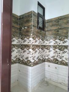 Common Bathroom Image of 750 Sq.ft 2 BHK Builder Floor for sale in DLF Ankur Vihar Ghaziabad for Rs. 2250003