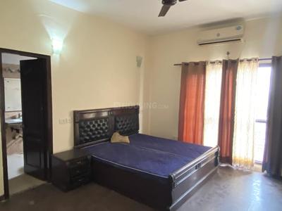 Bedroom Image of 1880 Sq.ft 3 BHK Apartment / Flat for rent in Msx Golf Gardenia, Alpha II Greater Noida for Rs. 40000