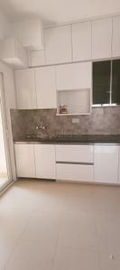 Kitchen Image of 1815 Sq.ft 3 BHK Apartment / Flat for rent in Purvanchal Royal City Phase 2, Chi V Greater Noida for Rs. 31000