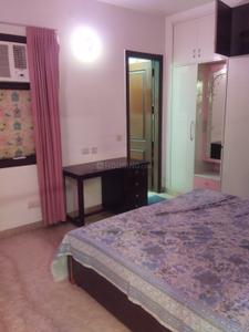 Bedroom Image of 1800 Sq.ft 3 BHK Builder Floor for sale in Rajouri Garden New Delhi for Rs. 26000000