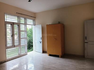 Bedroom Image of 3000 Sq.ft 3.5 BHK Apartment / Flat for rent in Omega 1 Greater Noida for Rs. 35000