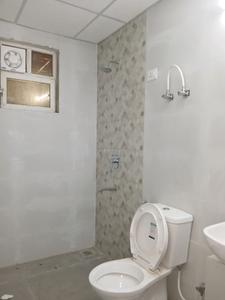Common Bathroom Image of 1440 Sq.ft 3 BHK Builder Floor for rent in Signature Global City 37D 1, Sector 37D Gurgaon for Rs. 30900