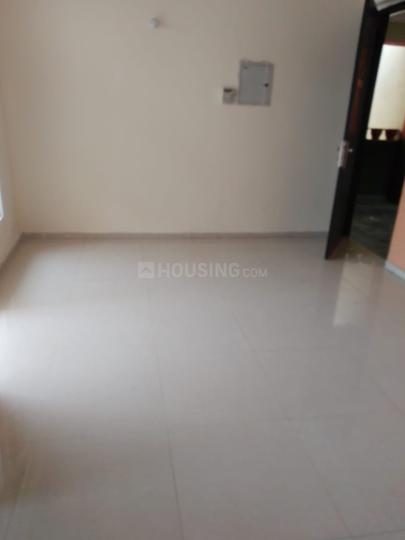 Prateek Wisteria Main Image 1