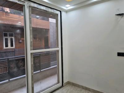 Bedroom Image of 900 Sq.ft 3 BHK Apartment / Flat for sale in Goyal Metro Floors by Goyal Builders, Sector 16B Dwarka New Delhi for Rs. 11000000