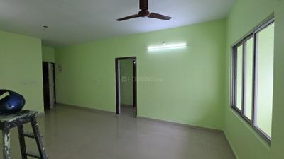 Living Room Image of 929 Sq.ft 2 BHK Apartment / Flat for rent in Godrej Prakriti, Sodepur Kolkata for Rs. 15500