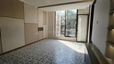 Bedroom Image of 5200 Sq.ft 5 BHK Builder Floor for sale in Kaushambi Ghaziabad for Rs. 60000000