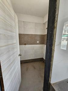 Bathroom Image of 2898 Sq.ft 3 BHK Apartment / Flat for sale in Shilaj Ahmedabad for Rs. 18000000