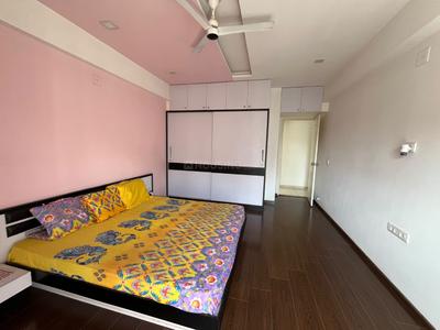 Bedroom Image of 1800 Sq.ft 3 BHK Apartment / Flat for sale in Orchid Heaven, Shela Ahmedabad for Rs. 12500000