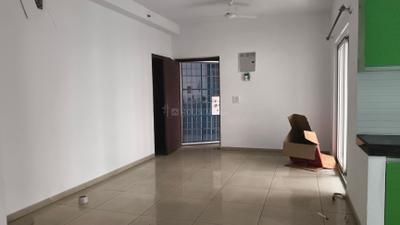 Living Room Image of 1340 Sq.ft 3 BHK Apartment / Flat for rent in Gulshan Ikebana, Sector 143 Noida for Rs. 32000