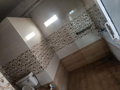 Bathroom Image of 200 Sq.ft 1 RK Studio for rent in Raiganj Gorakhpur for Rs. 4000