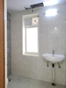 Common Bathroom Image of 1045 Sq.ft 3 BHK Apartment / Flat for sale in Amrapali Dream Valley 2, Noida Extension Greater Noida for Rs. 7801000