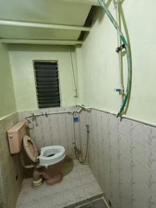 Bathroom Image of 800 Sq.ft 2 BHK Apartment / Flat for rent in Anand Nagar, Sinhagad Road Pune for Rs. 20000