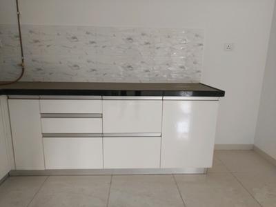 Kitchen Image of 780 Sq.ft 1.5 BHK Apartment / Flat for sale in Amanora Gold Towers, Hadapsar Pune for Rs. 8600000