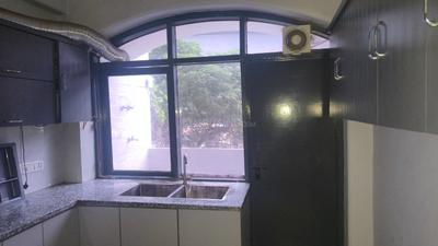 Kitchen Image of 1800 Sq.ft 3 BHK Builder Floor for rent in Sector 49 Noida for Rs. 40000