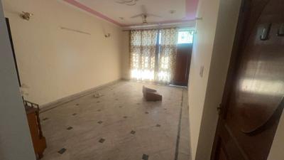 Bedroom Image of 1500 Sq.ft 3 BHK Builder Floor for rent in Sector 50 Noida for Rs. 40000