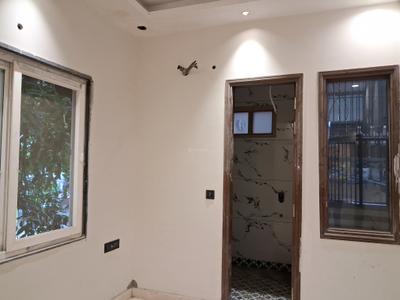 Bedroom Image of 900 Sq.ft 3 BHK Builder Floor for sale in Paschim Vihar New Delhi for Rs. 19000000