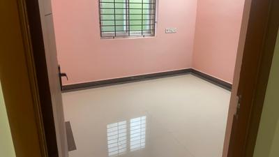 Bedroom Image of 1200 Sq.ft 3 BHK Apartment / Flat for rent in Old Pallavaram Chennai for Rs. 35000