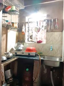 Kitchen Image of 400 Sq.ft 1 BHK Builder Floor for sale in Dhakuria Kolkata for Rs. 2100000