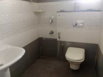 Bathroom Image of 3600 Sq.ft 5 BHK Villa for rent in Thudiyalur Coimbatore for Rs. 65000