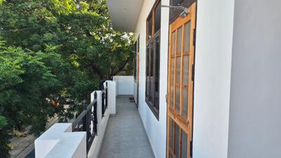 Balcony Image of 800 Sq.ft 1 BHK Apartment / Flat for rent in Dayal Bagh Agra for Rs. 11000