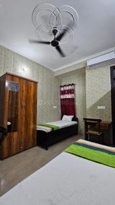 Bedroom Image of Shyam Vandana accommodation  in Sector 11, Noida