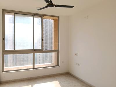Living Room Image of 430 Sq.ft 1 BHK Apartment / Flat for rent in Hiranandani Solitaire B, Hiranandani Estate Thane for Rs. 37000