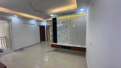 Living Room Image of 750 Sq.ft 2 BHK Apartment / Flat for sale in Signature Global The Millennia 3, Sector 37D Gurgaon for Rs. 8000000