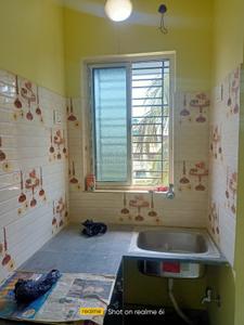 Kitchen Image of 850 Sq.ft 2 BHK Apartment / Flat for rent in Paschim Putiary Kolkata for Rs. 12400
