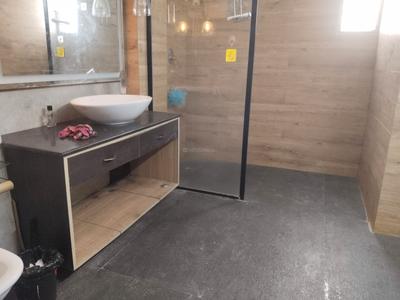 Image of 3280 Sq.ft 4 BHK Builder Floor for rent in DLF Phase 2, Gurgaon for Rs. 120000