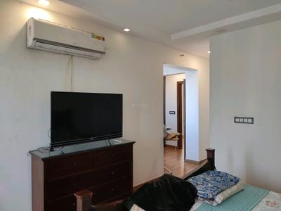 Bedroom Image of 3600 Sq.ft 4 BHK Apartment / Flat for sale in Logix Blossom County, Sector 137 Noida for Rs. 32000000