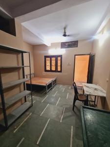 Hall Image of 188 Sq.ft 1 RK Apartment / Flat for rent in Khatiwala Tank Indore for Rs. 7000