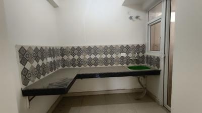 Kitchen Image of 800 Sq.ft 2 BHK Apartment / Flat for sale in Signature Global Prime, Sector 63 Gurgaon for Rs. 9500000