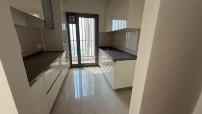 Kitchen Image of 1260 Sq.ft 3 BHK Apartment / Flat for rent in Piramal Mahalaxmi South Tower, Worli Mumbai for Rs. 250001