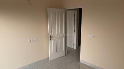 Bedroom Image of 950 Sq.ft 2 BHK Apartment / Flat for sale in Parakh The Golden Gate, Mahurali Ghaziabad for Rs. 8343702